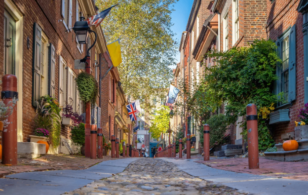 First Fridays at Elfreth's Alley